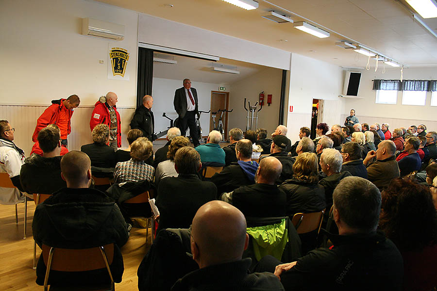 VD Roger Johansson berättade och svarade på frågor.